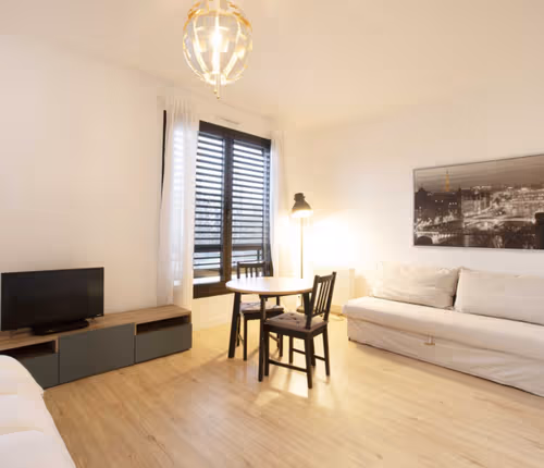 Foch Serviced Apartment