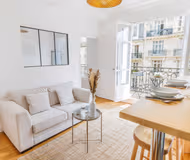 Jouffroy d'Abbans apartment