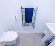 77 Furlong Wy, Salford