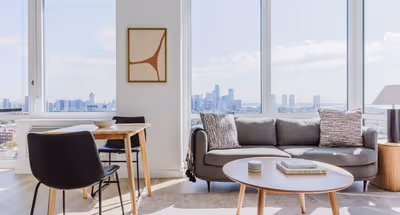 Summit Ave Apartment