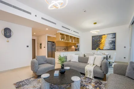 Three Bedroom Apartment in Creek Harbour