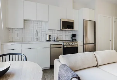 Salt St Apartment