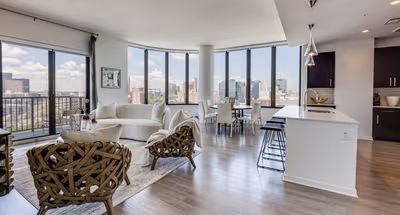 Holcombe Blvd Apartment