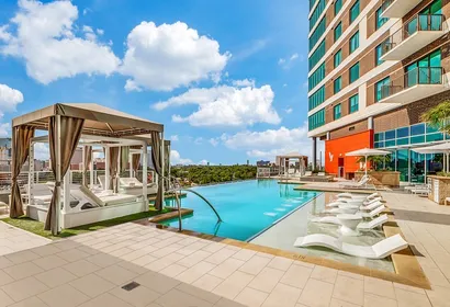 Holcombe Blvd Apartment