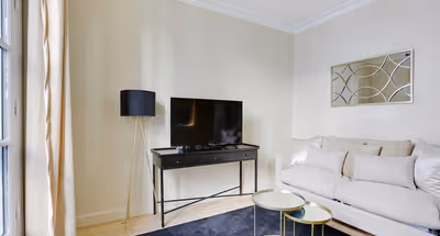 Rue de Lille Serviced Apartment, Mobility Lease