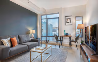 Franklin St Apartment