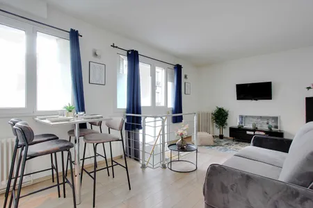 Rue de Paris service apartment