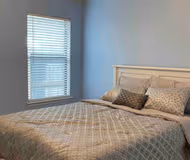 Oakbridge Park Ln Apartment