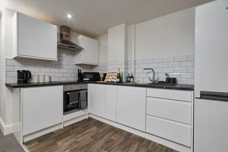 Blenheim Terrace Apartment
