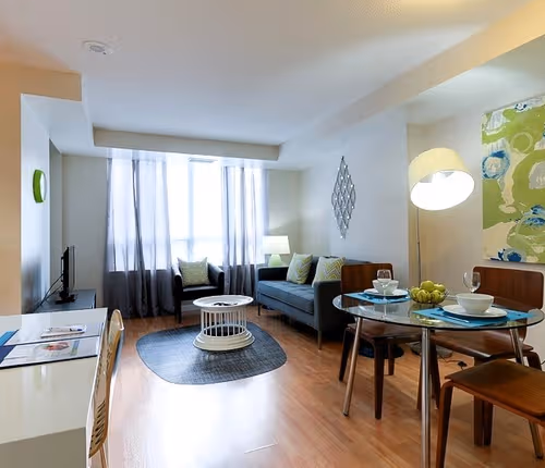 Simcoe Street Serviced Apartments