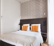 THE HEART OF PARISIAN SHOPS & CAFES-A FAMILY STAY MINUETS FROM RUE MONTORGUEIL