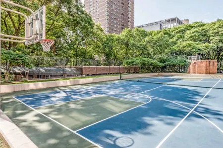 2nd Ave Apartment