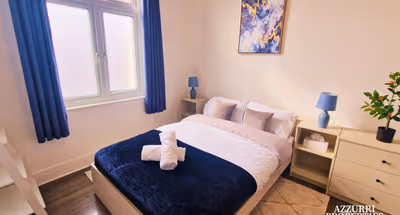 Comfy 2BR Flat | 5-Min Walk to Canning Station ST