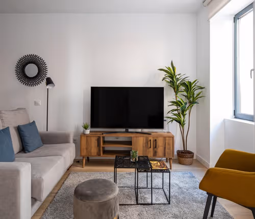 Cuatro Caminos Service Apartment