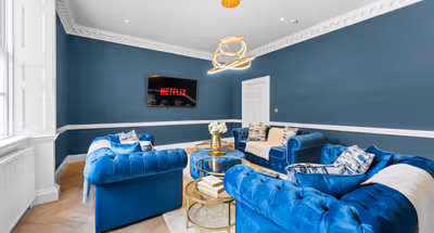 Living area - 4 bed apartment