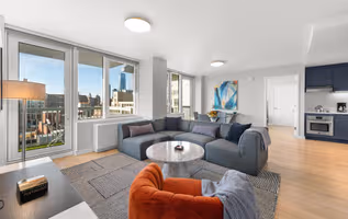7th Avenue Serviced Apartment