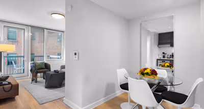 7th Avenue Serviced Apartment