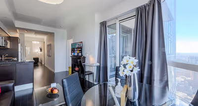 Family 2BR On Yonge St Apartment