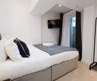 76 Connaught Road