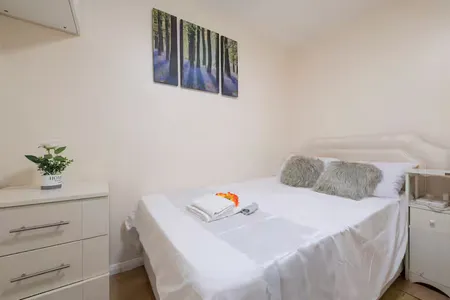 Glenville 1 Bed