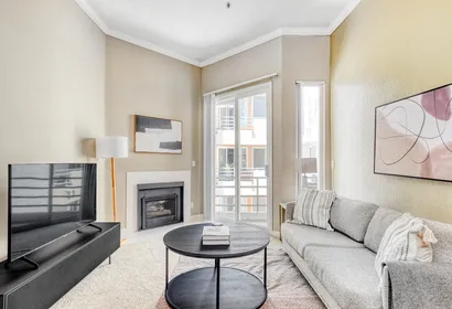 N Fuller Ave Apartment