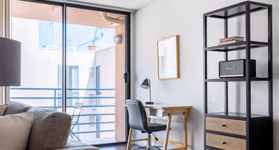 Franklin Ave Apartment