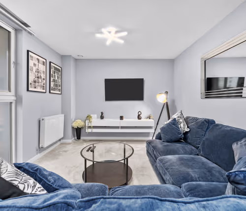 2-bedroom apartment near Canary Wharf