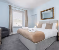 St. James House: 4 bedroom in Central Plymouth