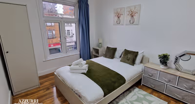Exquisite 2-Bedroom Apartment - Barking Road, Canning Town