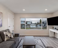 Waltham Avenue Apartmnt