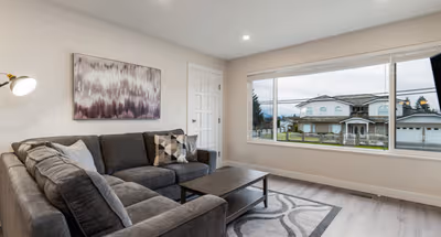 Waltham Avenue Apartmnt