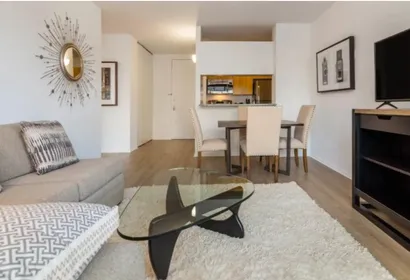 6th Avenue Apartments
