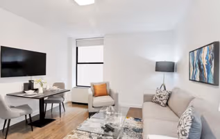 6th Avenue Serviced Apartment