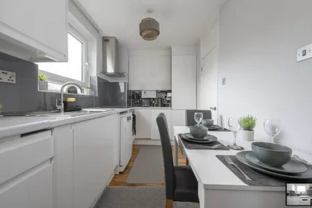 Enticing 3 Bedroom - 5 minutes to Hoxton Station