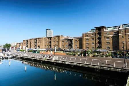 Canary Wharf Spacious 1 Bed Flat