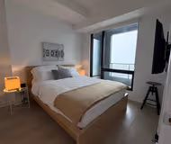 Av. des Canadiens-de Apartment