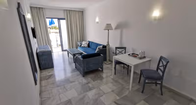 Gaviotas Serviced Apartment