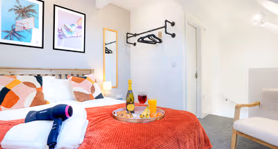 Apartment 6 - 48 Well Street (Buckingham)