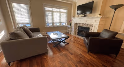 Living area - 4 bed apartment