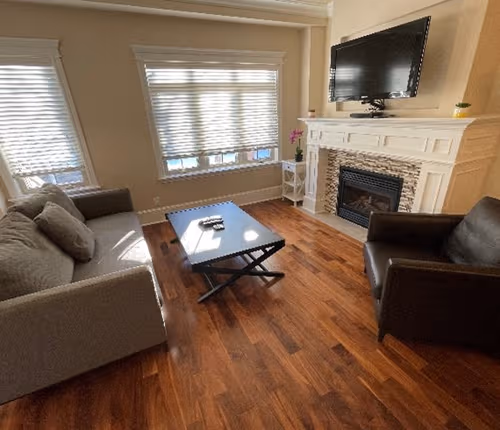 Living area - 4 bed apartment