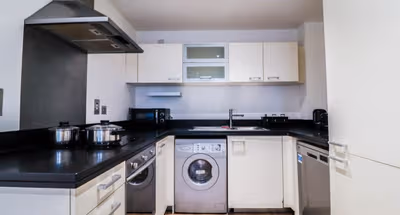 Central Canary Wharf - 4 Manilla Street