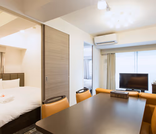 Chiyoda-ku 2 BR Serviced Apartment