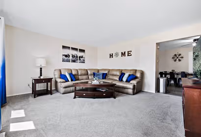 Pendleton Pl Apartment