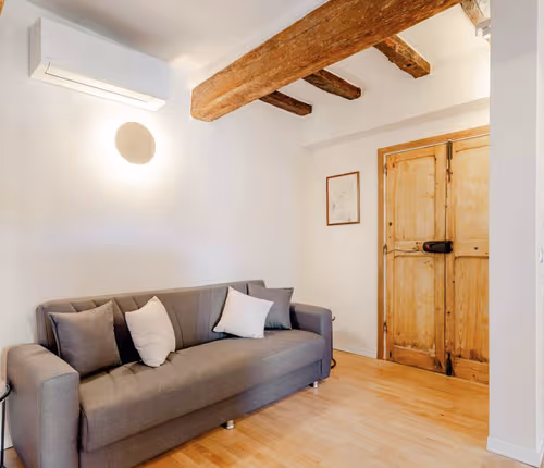 Castello Serviced apartment