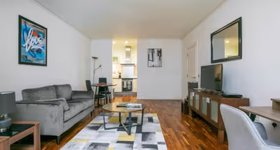 South Quay Square 1 BR