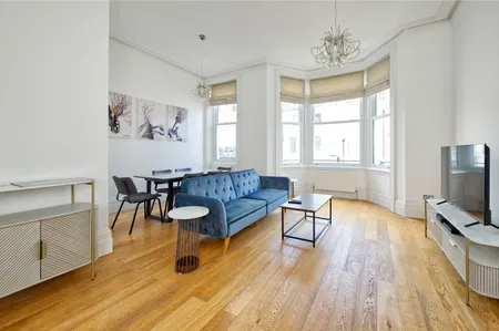 Flat B - 22 Coleherne Road