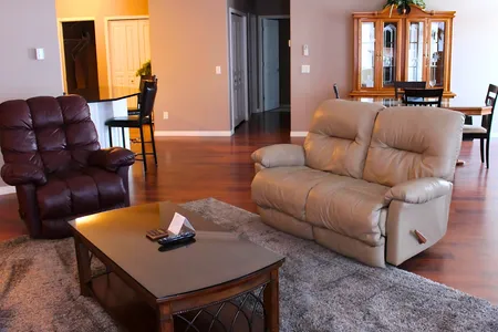 Lake Bonavista Estates Apartment