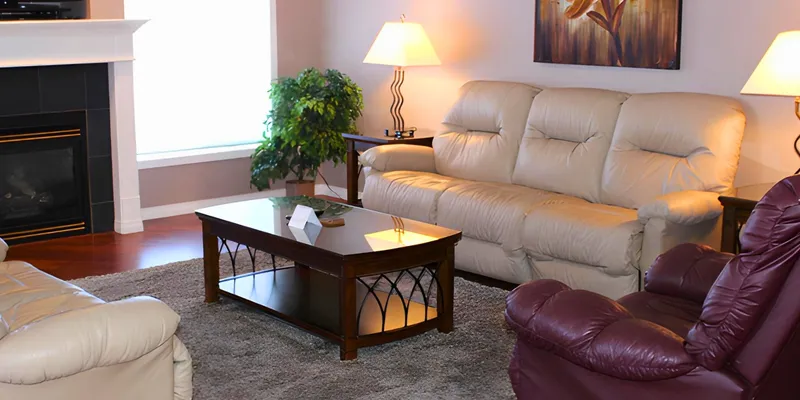 Lake Bonavista Estates Apartment