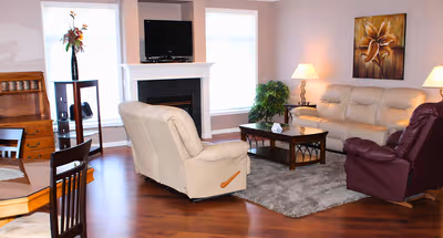 Lake Bonavista Estates Apartment