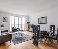 Canary Riverside 2 Bed